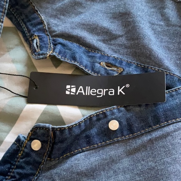 Women’s denim halter dress. Size small. NWT, measurements are in photos. - Picture 7 of 11